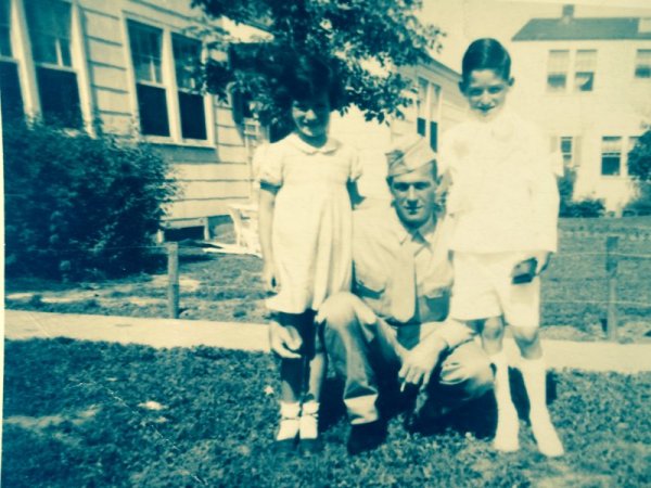 Caroline, Wilfred and William Hawxhurst