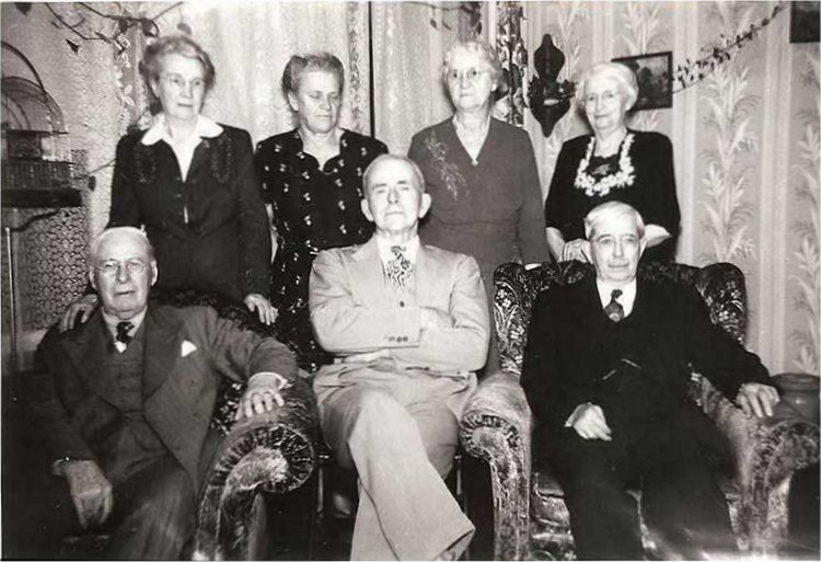 May Francis BENNETT Johnson & Johnson Family Picture