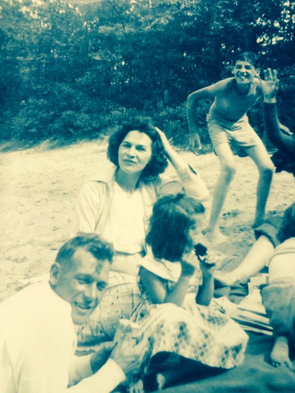 Wilfred and Jane Hawxhurst with kids